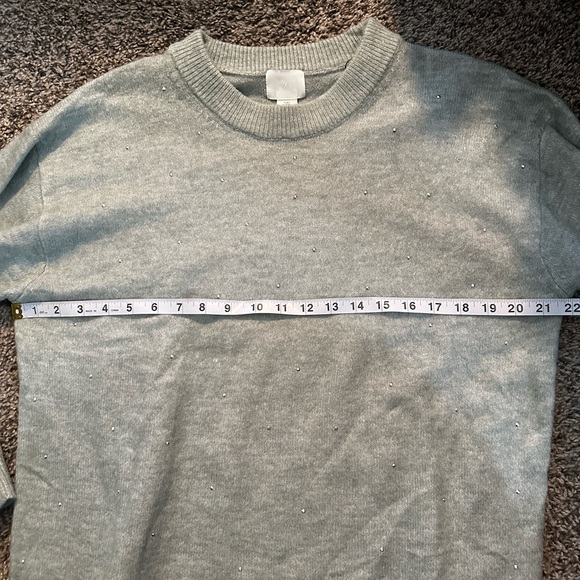 H&M Women’s Light Sage Embellished Boxy Crewneck Sweater - Picture 9 of 9